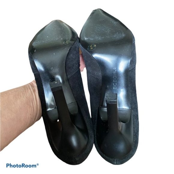 BCBGirls Office Siren Black Suede Pointed Toe Silver Buckle Pumps Size 39 Womens - Picture 2 of 12